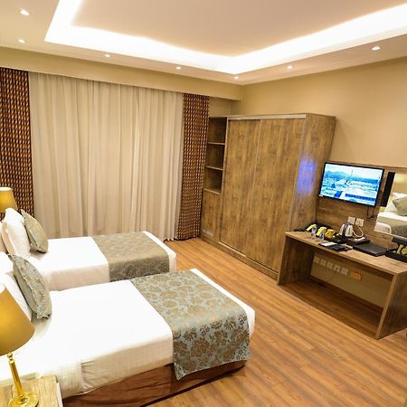 Hotel Al Ansar Golden Tulip Medína Exteriér fotografie